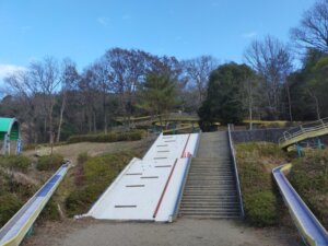 日本へそ公園　ジャンボ滑り台